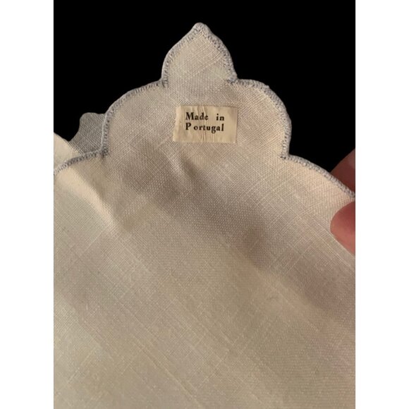 6 Ivory/Taupe Hand Embroidered MADEIRA Cutwork Linen Napkins NOS w Stickers - Picture 6 of 10